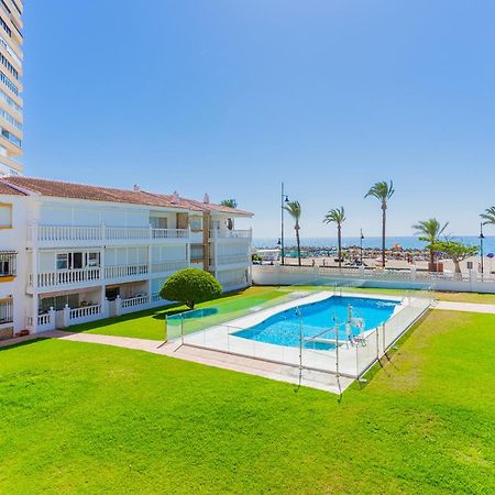Torremolinos Playamar Primera Linea de Playa Urb. La Farola Exterior foto