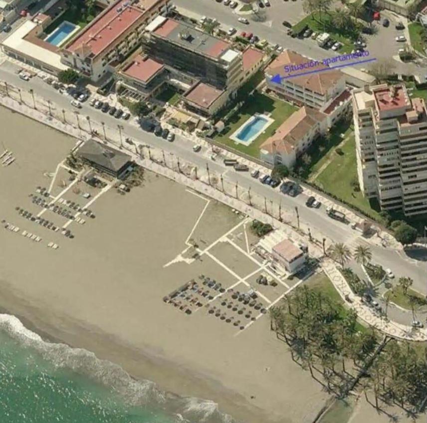 Torremolinos Playamar Primera Linea de Playa Urb. La Farola Exterior foto